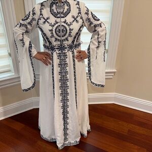 White and Black Embroidered Kaftan